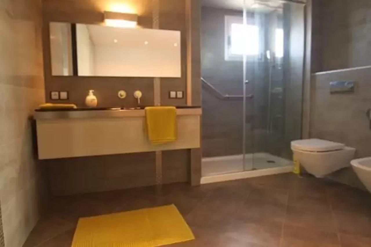 The Mask Apartment Blueline เบนิดอร์ม ภายนอก รูปภาพ