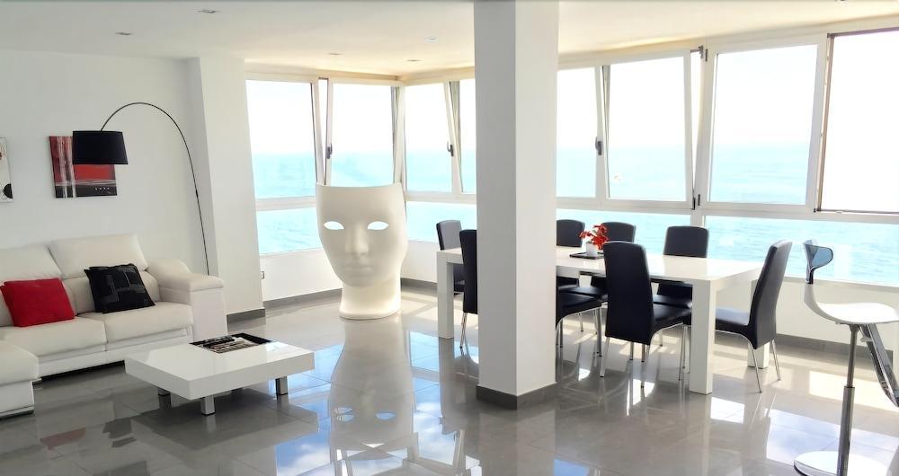 The Mask Apartment Blueline เบนิดอร์ม ภายนอก รูปภาพ